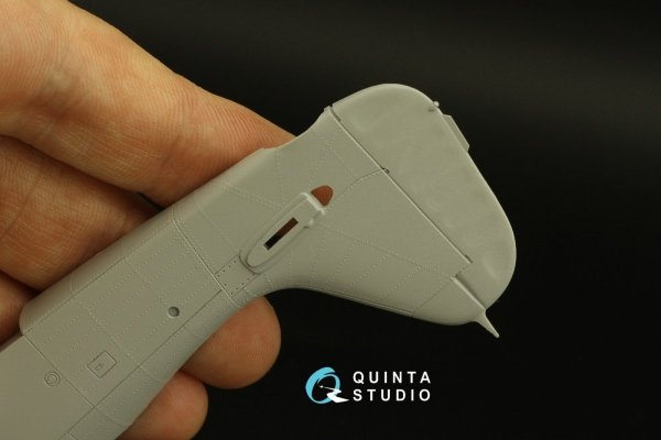 Quinta Studio QRV-021 Single riveting rows (rivet size 0.20 mm, gap 0.8 mm, suits 1/32 scale), Black color, total length 5,8 m/19 ft