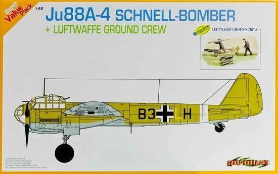 Cyber Hobby 5565 Ju88A-4 Schnell-Bomber + Luftwaffe Ground Crew (1:48)
