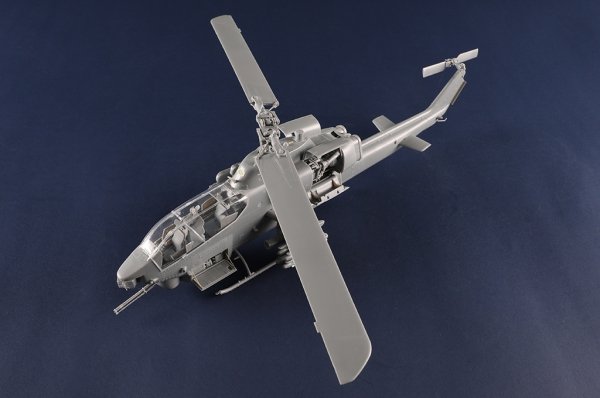 Trumpeter 05116 AH-1W Super Cobra 1/35