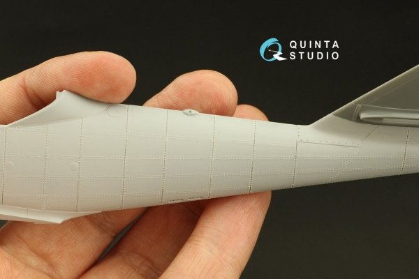 Quinta Studio QRV-025 Double riveting rows (rivet size 0.20 mm, gap 0.8 mm, suits 1/32 scale), White color, total length 5,8 m/19 ft