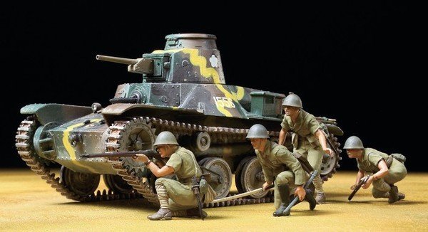 Tamiya 89774 Type 95 Light Tank and Infantry Set (1:35)