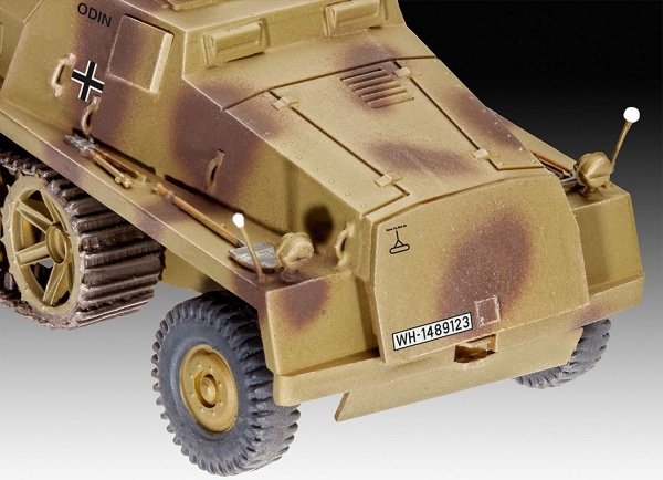 Revell 03264 sWS with 15 cm Panzerwerfer 42 (1:72)