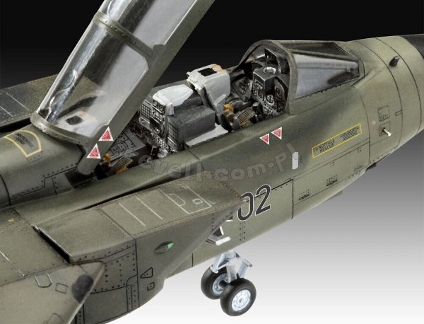 Revell 03801 Tornado Twin Pack - 50 Anniversary Panavia Tornado 1/72