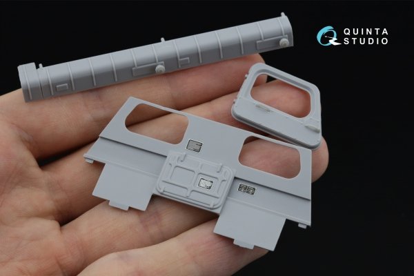 Quinta Studio QD+35170 GT-SM 3D-Printed &amp; coloured Interior on decal paper (AVD) (with 3D-printed resin parts) 1/35