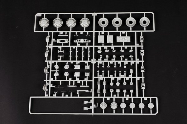 Trumpeter 01090 KZKT-74282 Heavy Tractor 1/35