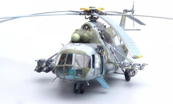 AMK 88010 Mi-17 Hip Early 1/48