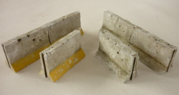 RT-Diorama 35267 Concrete barrier Set No.2 (6 pcs) 1/35