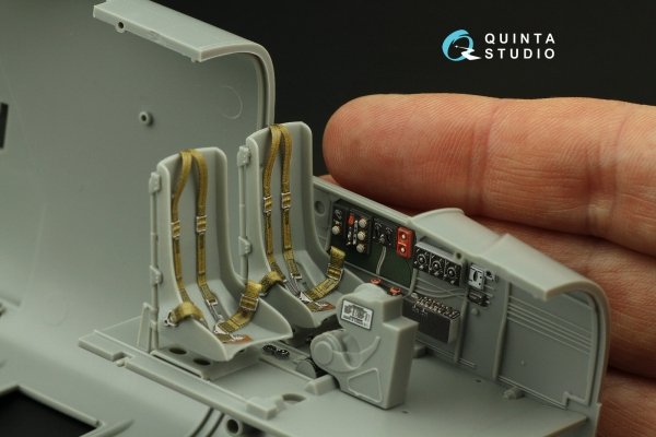 Quinta Studio QD32204 B-25J Mitchell Gun nose 3D-Printed &amp; coloured Interior on decal paper (HK models) 1/32