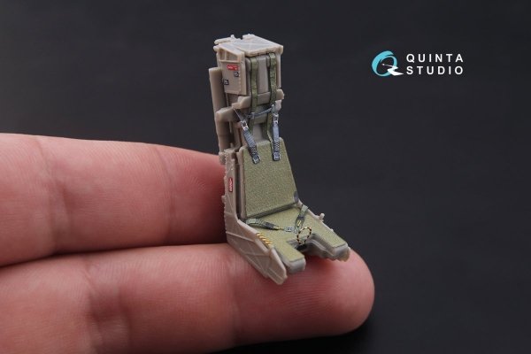 Quinta Studio QD32067 F/A-18E 3D-Printed &amp; coloured Interior on decal paper (for Revell kit) 1/32