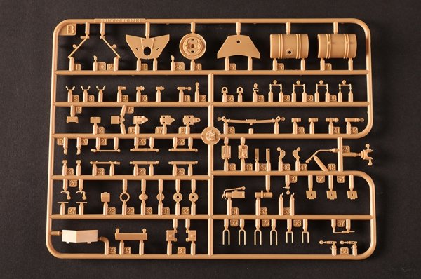 Hobby Boss 80156 COUGAR H A1 4X4 MRAP 1/35