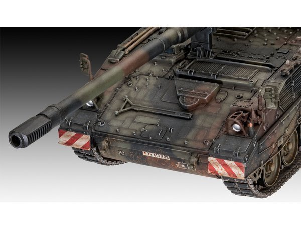 Revell 03279 Panzerhaubitze 2000 1/35