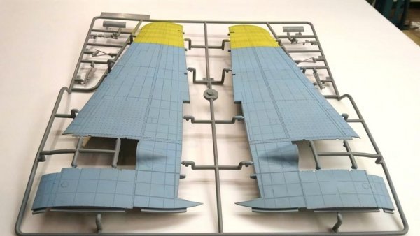 Border Model BF-018 WWII German Bomber Heinkel 111 H-6 1/35