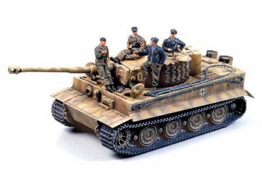 Tamiya 25401 German Tiger I Late Version w/Ace Commander and Crew