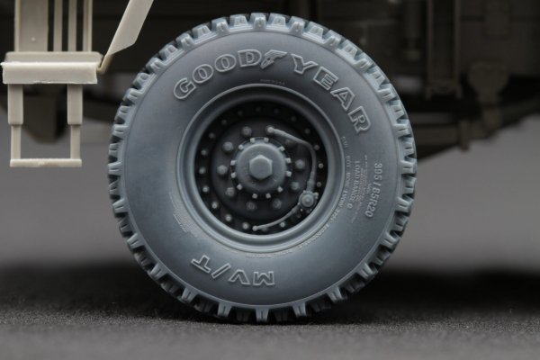 ScaleX WM 35012 HIMARS V2 Ordinary wheel set (for Trumpeter) 1/35