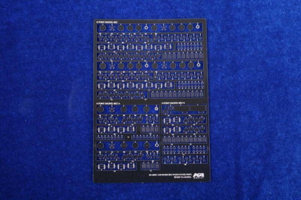 KA Models KA-20001 6&amp;4 POINT RACING SEAT BELT ETCHED PARTS ( pasy bezpieczeństwa ) 1/20