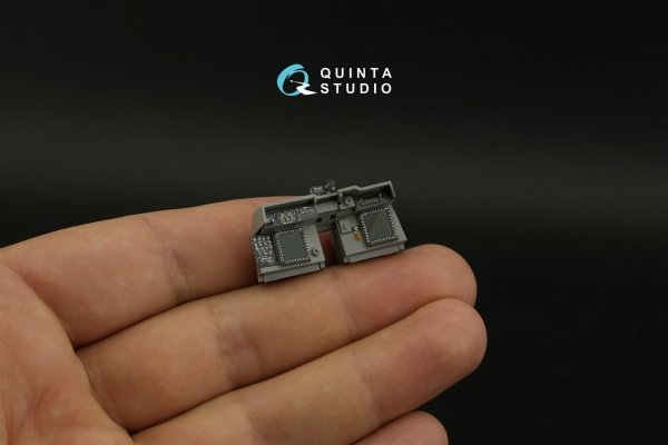 Quinta Studio QDS35104 AH-64DI Saraf 3D-Printed &amp; coloured Interior on decal paper (Takom) (Small version) 1/35