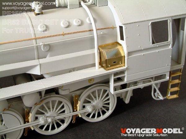 Voyager Model PE35098 BR52 part 1 1/35