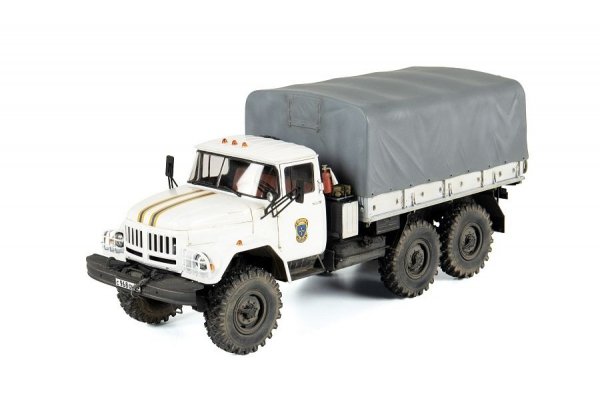 Zvezda 3706 Russian army truck ZIL-131 1/35