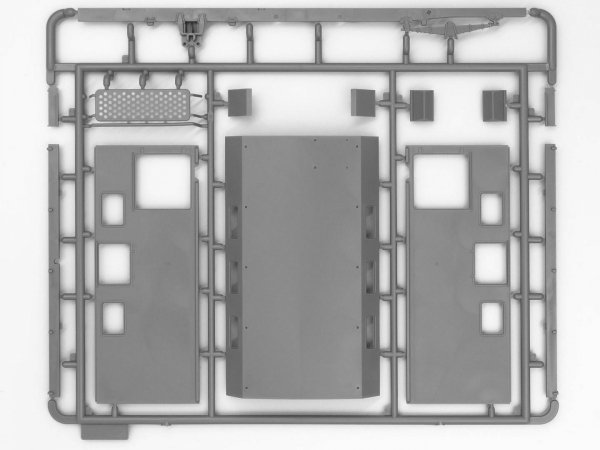 ICM 35019 ZIL-131 with driver Armed Forces of Ukraine 1/35