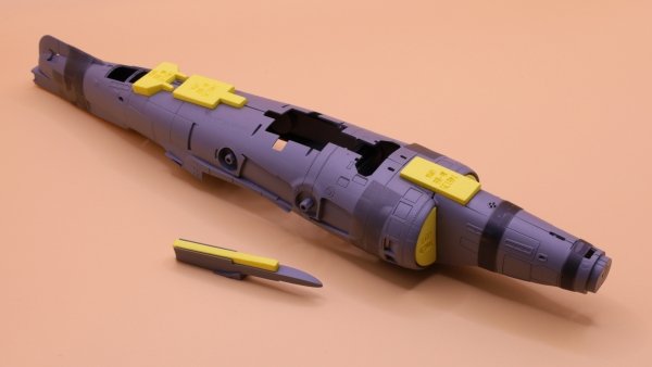 Omask 748135 AV-8B Harrier II Wheel Bay Plugs (for UMa) EVA foam plugs for wheel bays 1/48