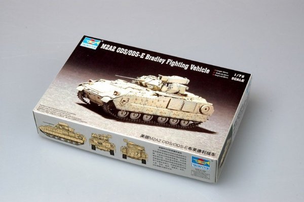 Trumpeter 07297 M2A2 ODS/ODS-E Bradley Fighting Vehicle (1:72)