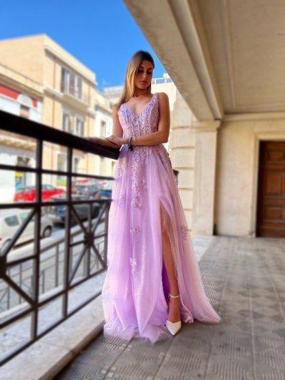 Elegancka suknia wieczorowa, długa - Koronkowy gorset – Tiulowa