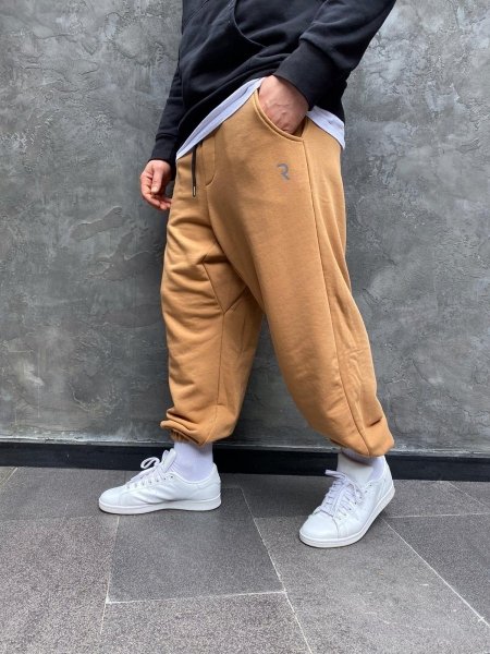 Pantaloni tuta, streetwear, modello unisex - Gogolfun.it