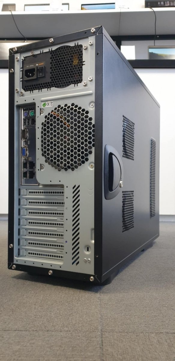 KOMPUTER CHIEFTEC Xeon E5-2620  16GB SSDD240GB - Windows 10 Pro