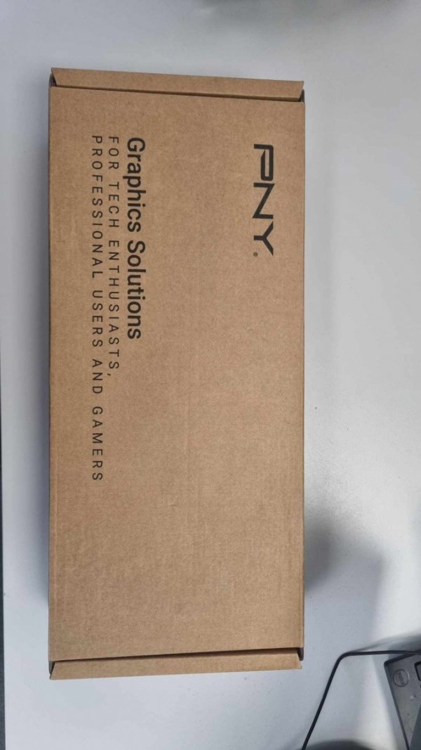 PNY Karta graficzna GeForce RTX 3070 8GB TRIPLE FAN XLR8