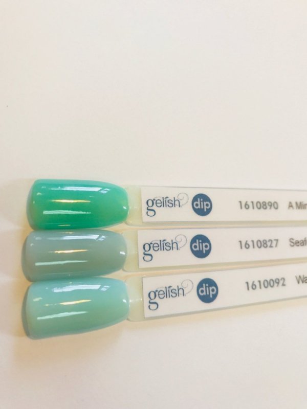 Puder do manicure tytanowego A Mint Of Spring DIP 23g GELISH (1610890)