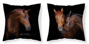 Poszewka na poduszkę 3D HORSES Koń 40 x 40 cm (MF020)