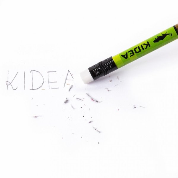 Ołówek szkolny trójkątny z gumką HB GAME dla fana gry MINECRAFT Kidea (OTGUNAKA)