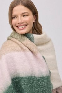 Szal Ysabel Mora 70700