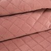 EUROFIRANY PREMIUM narzuta MILO z welwetu strukturalnego pikowana w geometryczny wzór metodą hot press 170x210 różowy