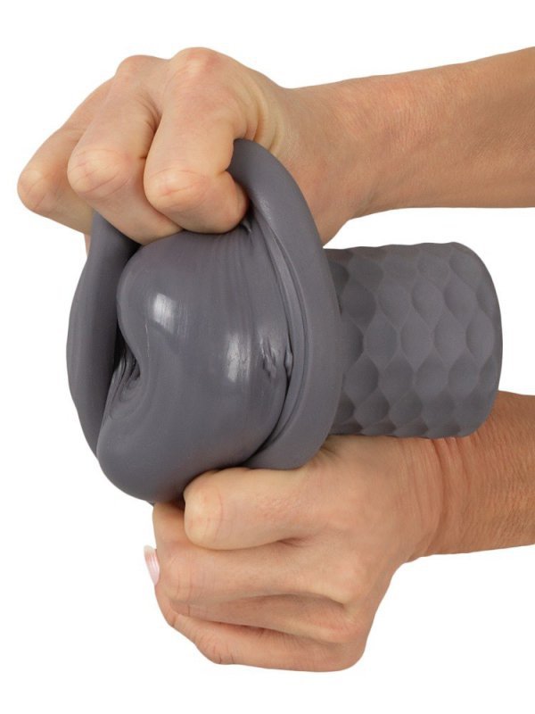 SQUEEZABLE MASTURBATOR