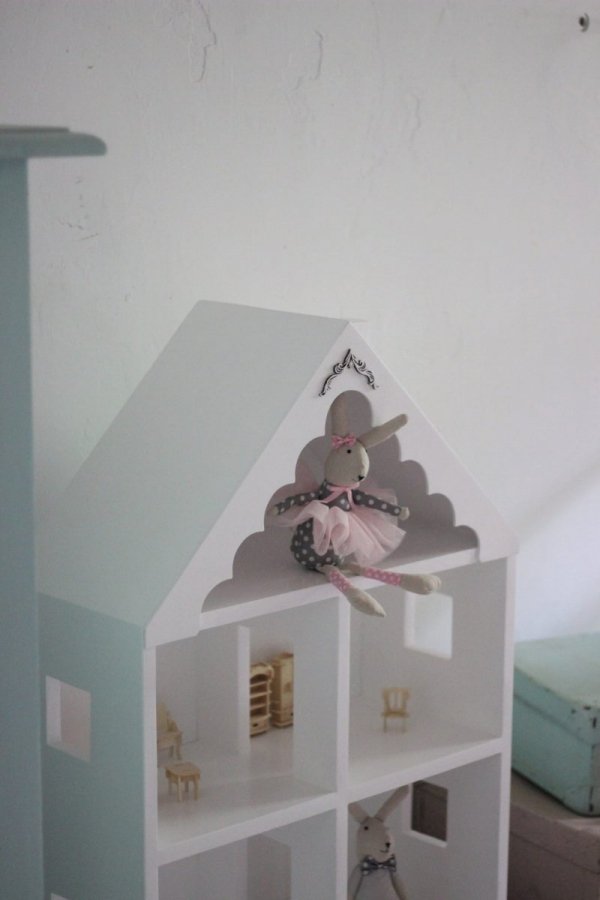 Domek dla lalek Alva w stylu skandynawskim