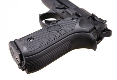 WE -  Replika M92