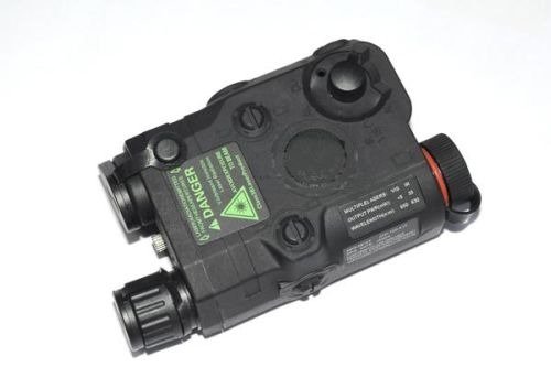 Pojemnik na akumulator AN/PEQ 15 -  czarny
