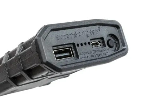 Powerbank Emerson Gear w kształcie krótkiego magazynka M4/M16 czarny
