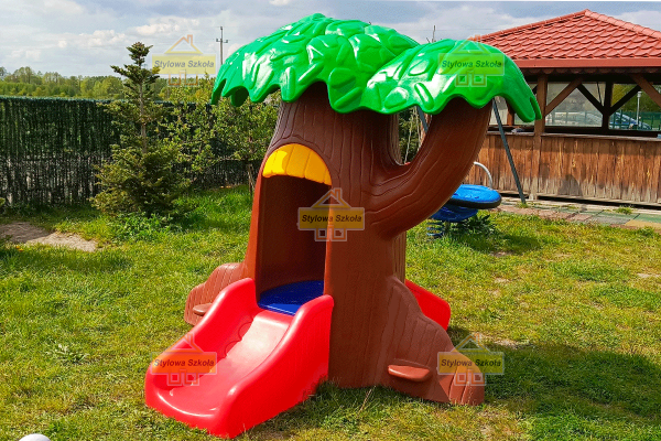 domek drzewo, domek most z tunelem, domek leśna chata, z weranda domek, domek na plac zabaw, domek plastikowy, domek do ogrodu, domek w serduszka, domek muchomor