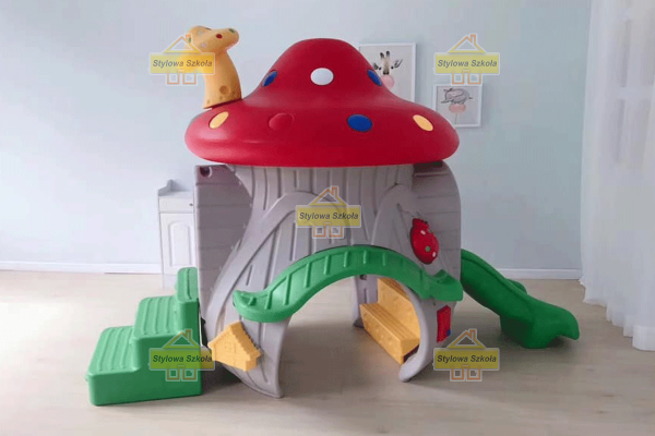 domek grzybek, domek most z tunelem, domek leśna chata, z weranda domek, domek na plac zabaw, domek plastikowy, domek do ogrodu, domek w serduszka, domek muchomor 2