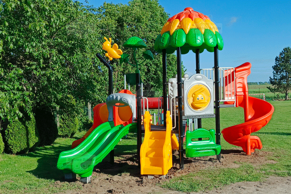 plac zabaw szkolny, plac zabaw do szkoły, plac zabaw producent, plac zabaw spółdzielnia, zestaw sprawnościowy, plac zabaw robot, plac zabaw do przedszkola, plac zabaw safari