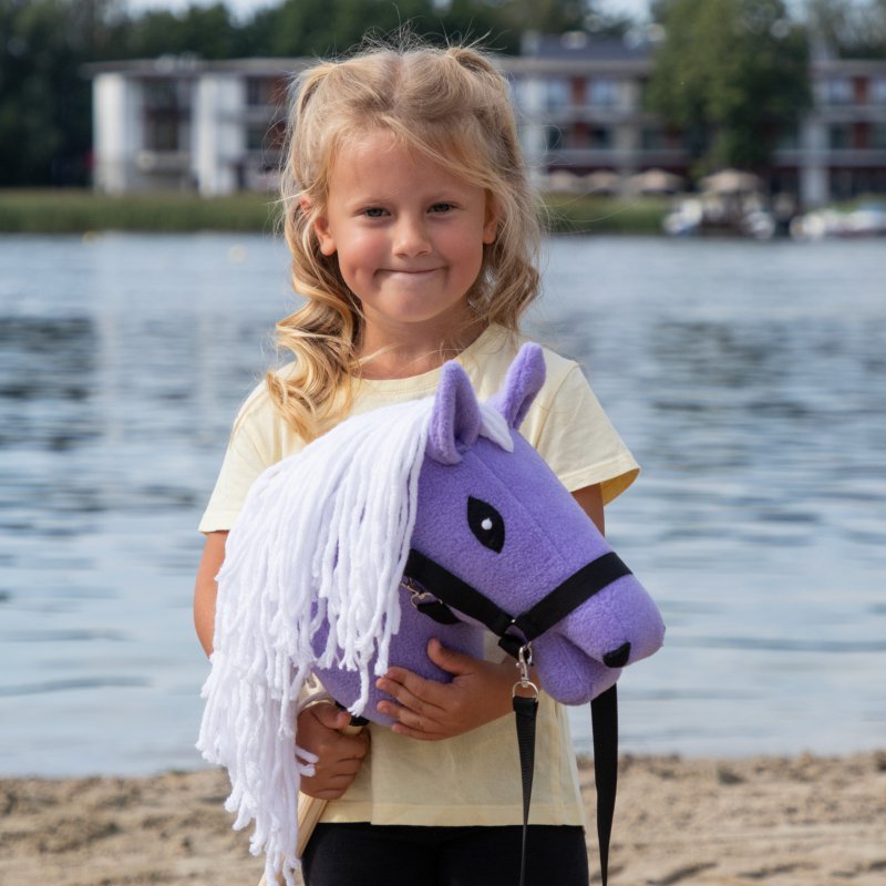 Hobby Horse Skippi - koń na kiju - Lawendowy A5