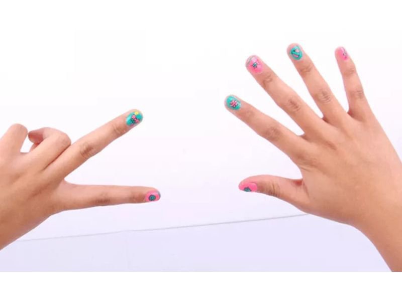 Zestaw do stylizacji paznokci, Manicure, Lakiery, Suszarka + Akcesoria