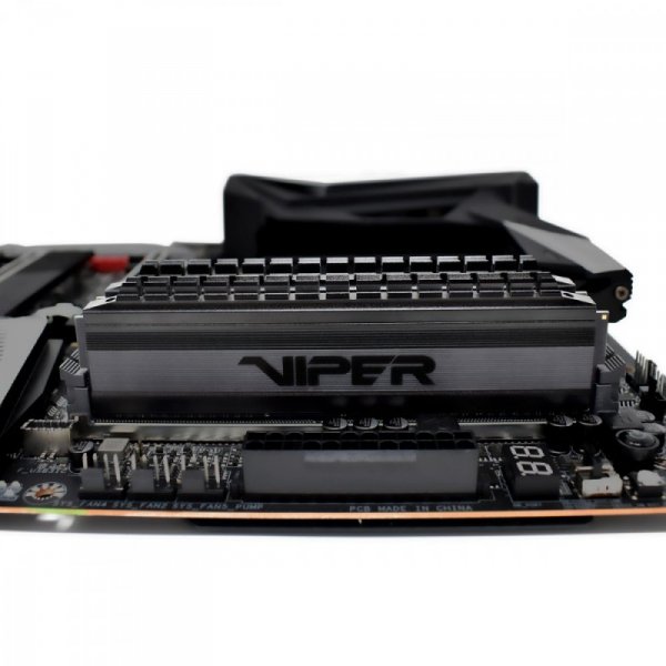 Patriot DDR4 Viper 4 Blackout 8GB/3000(2*4GB) Black CL16