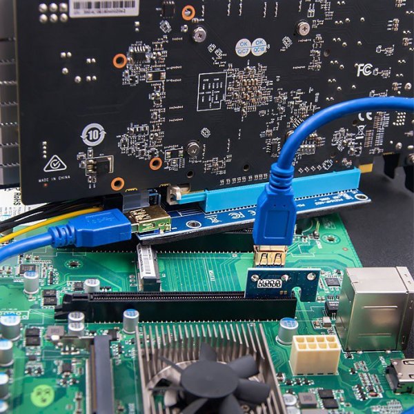 Qoltec Riser PCI-E 1x - 16x | USB 3.0 | ver.009S | SATA/PCI-E 6 pin