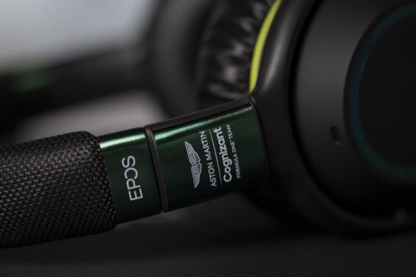 EPOS ADAPT 660 AMC ASTON MARTIN F1 Team