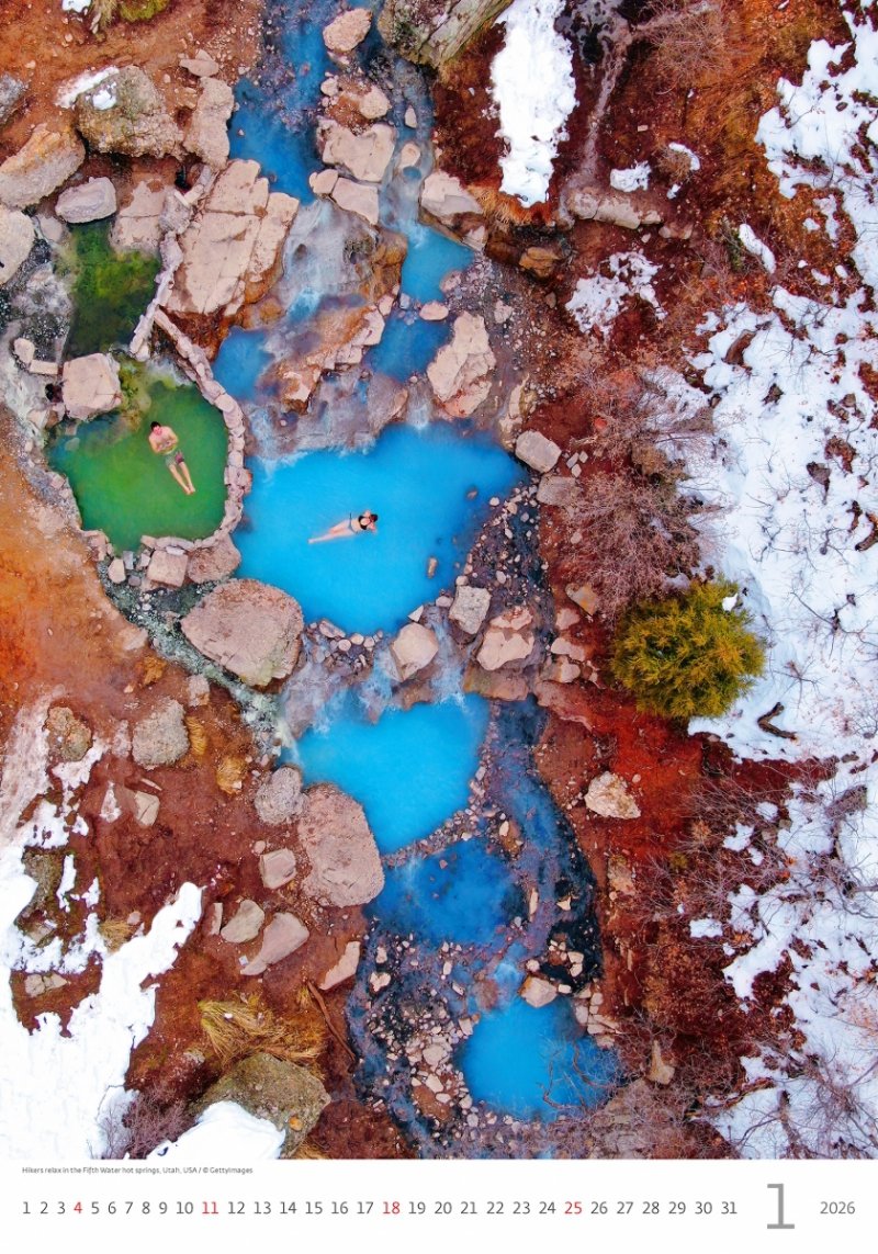 N139 Kalendarz ścienny wieloplanszowy World from Above 2026