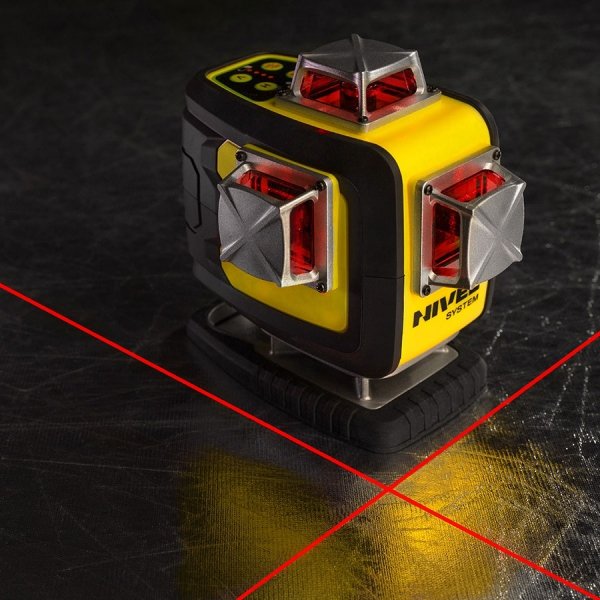 Nivel System CL4D-R Czerwony multi-laser krzyżowy (4 x 360°), Bluetooth + Tyczka LP36