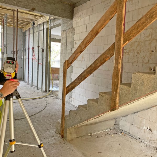 Nivel System CL3R to wielozadaniowy laser krzyżowy 3D + SJJM1EX